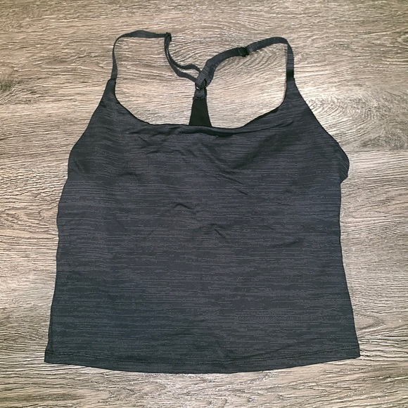 Outdoor Voices Move Free Tank Top with built in bra - Picture 3 of 5